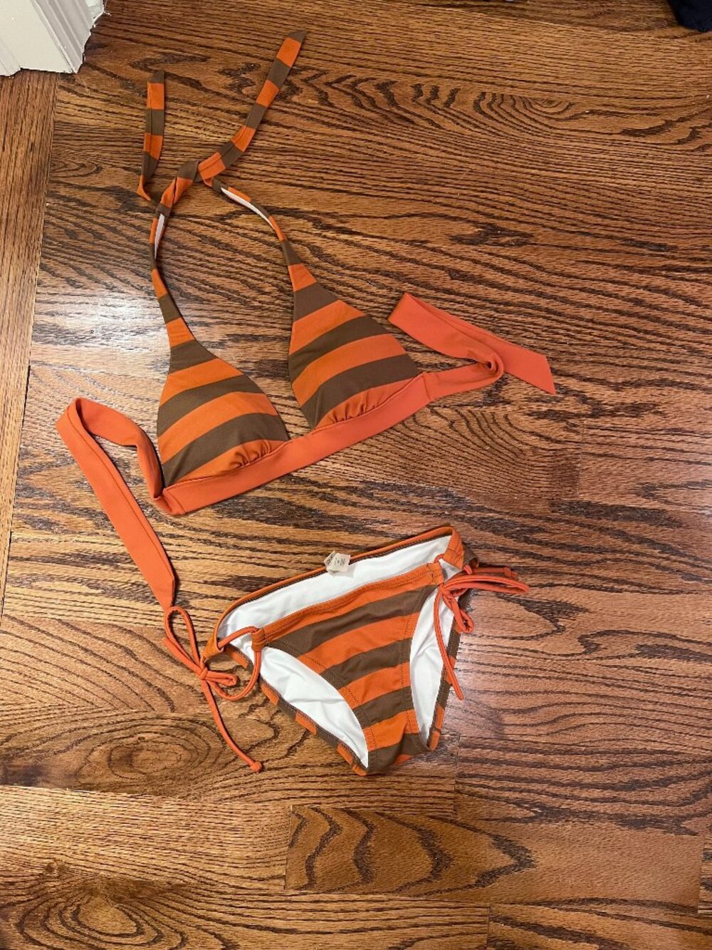 VICTORIA SECRET BATHING SUIT